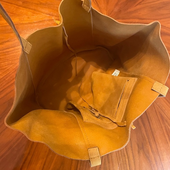 Madewell Eslewhere Suede Tote Bag NWOT - Picture 4 of 6